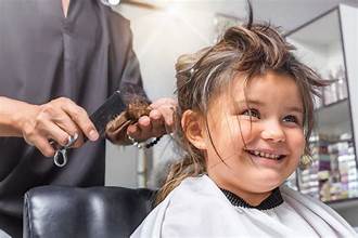 Mädchen bis 9 Jahre